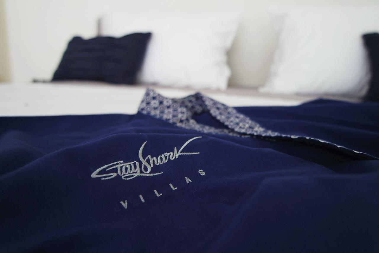 Stay Shark Villas Gili Air Dış mekan fotoğraf