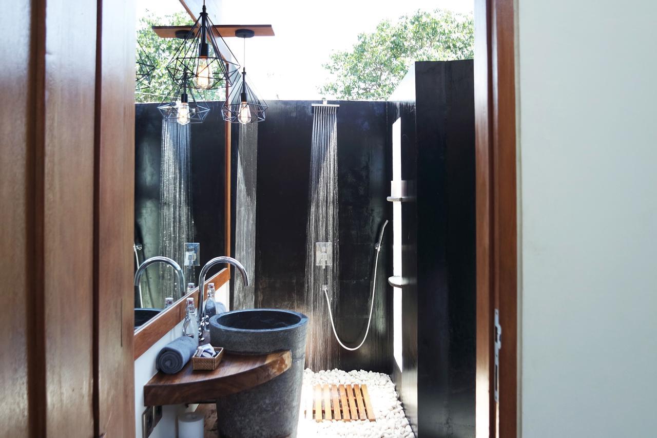Stay Shark Villas Gili Air Dış mekan fotoğraf